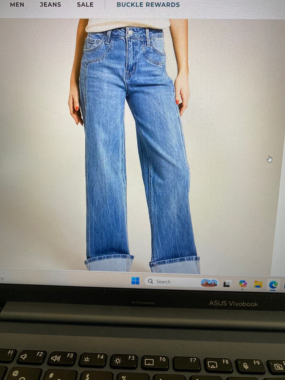 Women Straight Leg Jeans in Light Blue